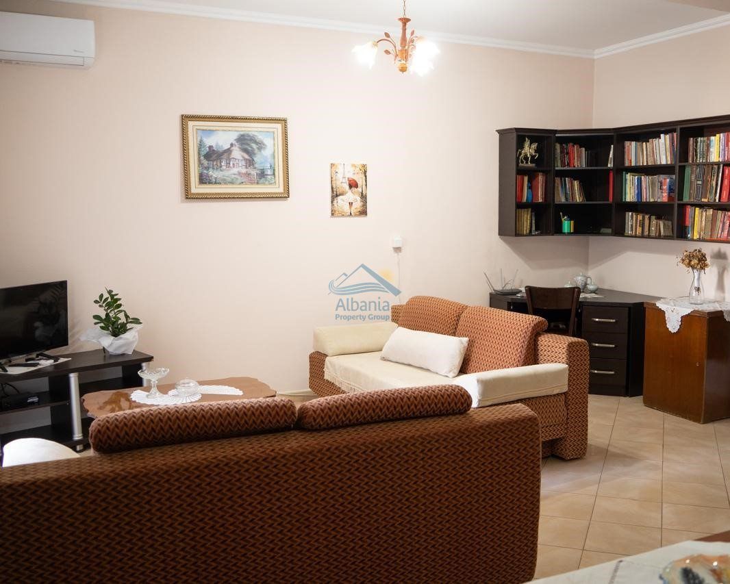 Wohnung zur Langzeitmiete in Vlore, Albanien